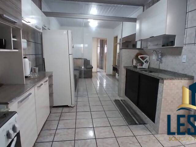 #247 - Apartamento para Venda em Guarapari - ES